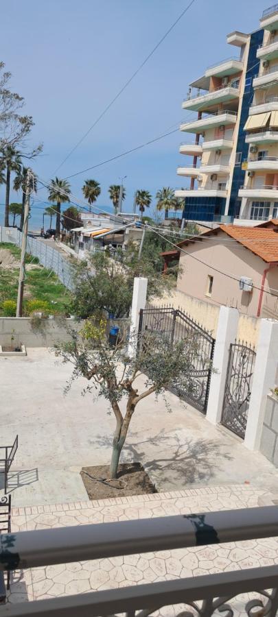 Hotel Noel Vlorë Buitenkant foto