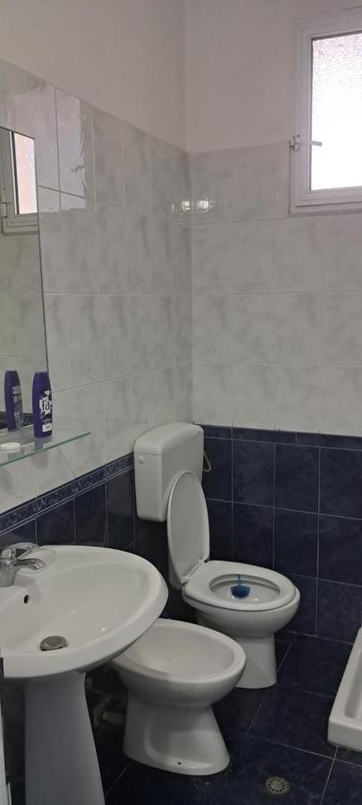 Hotel Noel Vlorë Buitenkant foto