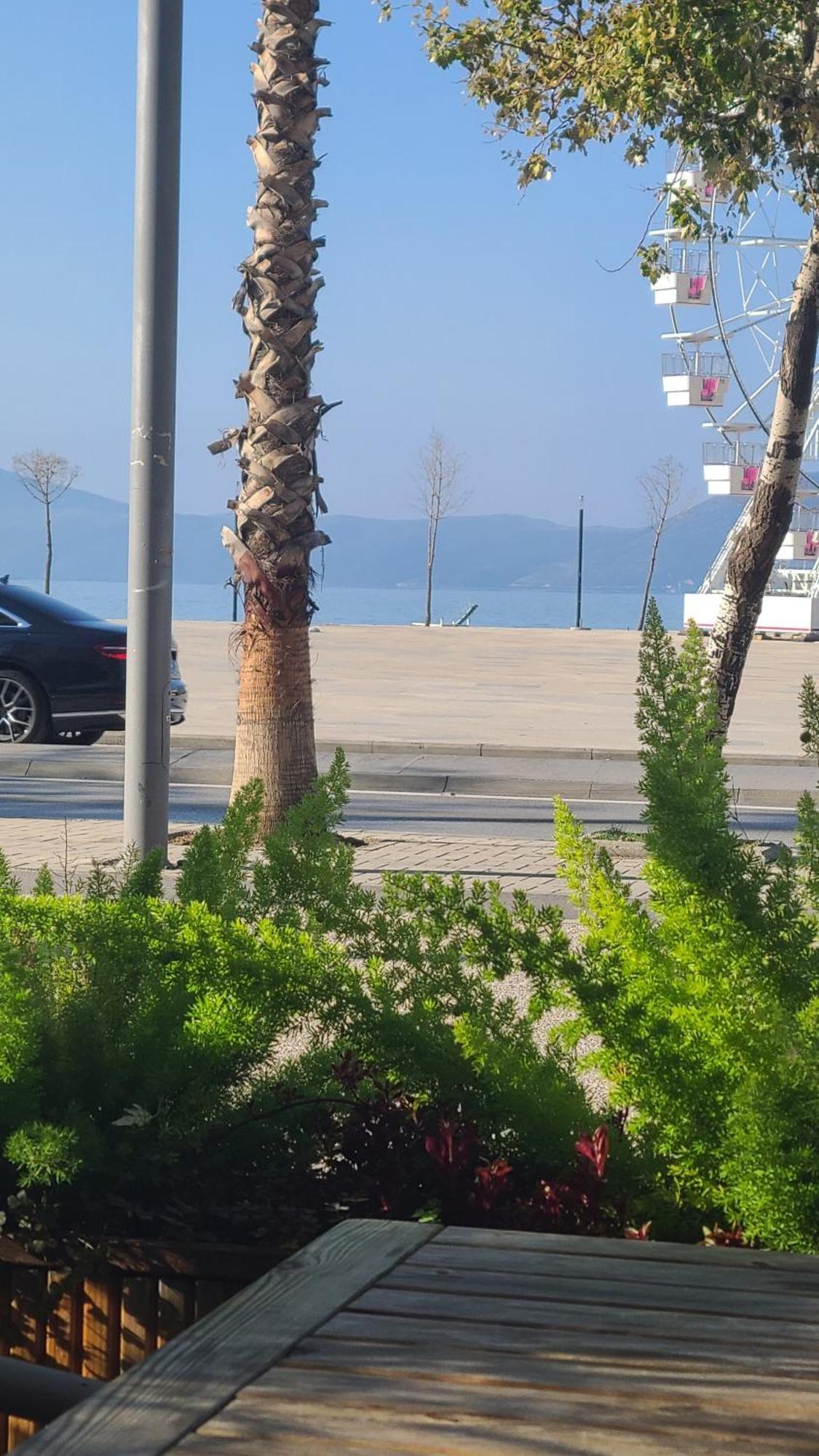 Hotel Noel Vlorë Buitenkant foto